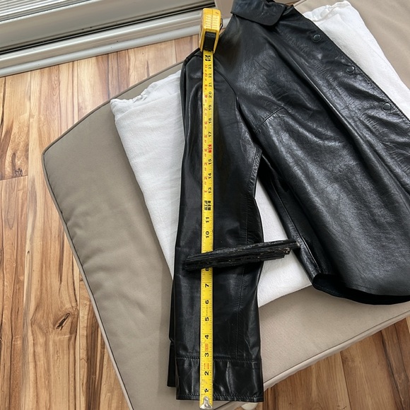 Black leather shirt. - Picture 12 of 12